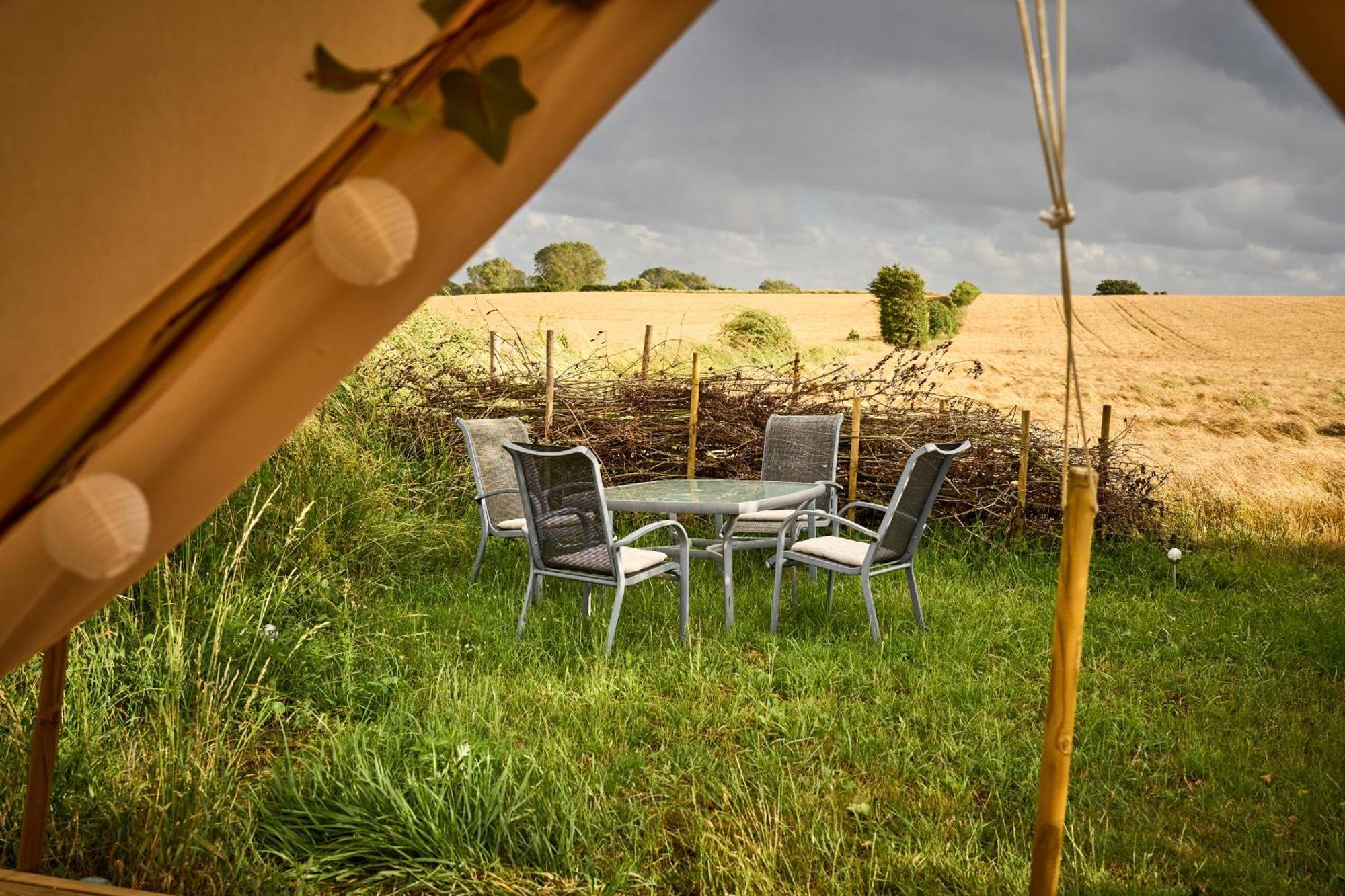 Hesselgaard Glamping Hotel Dalby ภายนอก รูปภาพ